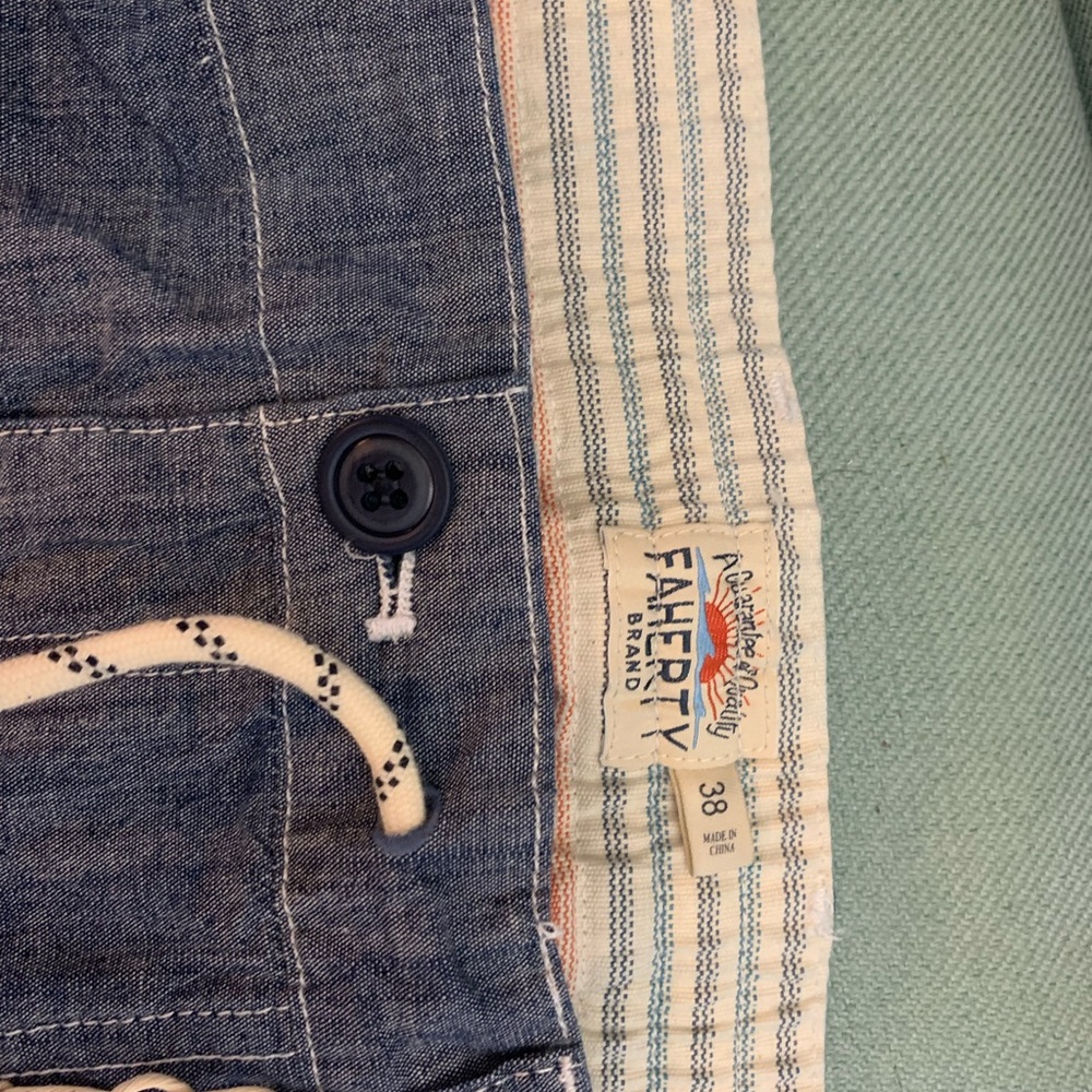Faherty Mens Picard Chambray Short Medium Indigo Wash size 38 NWT
